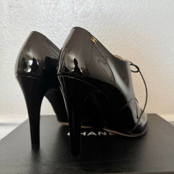 Chanel Patent Calfskin Leather Lace Up Black Ankle Boots Bootie - Picture 6 of 13